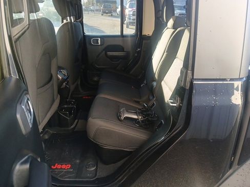 Used 2020 Jeep Gladiator Sport w/ Quick Order Package 24S image 15