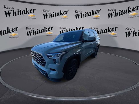 Used 2025 Toyota Sequoia Platinum image 4