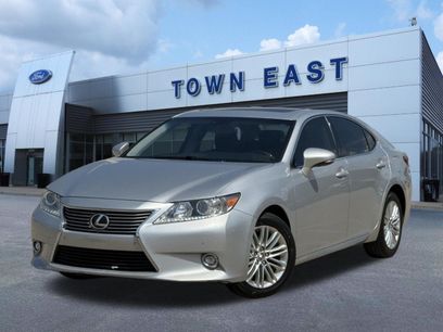 Used 2015 Lexus ES 350 w/ Luxury Package