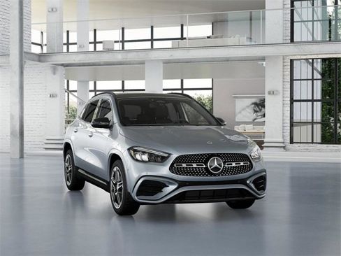 New 2026 Mercedes-Benz GLA 250 4MATIC image 9