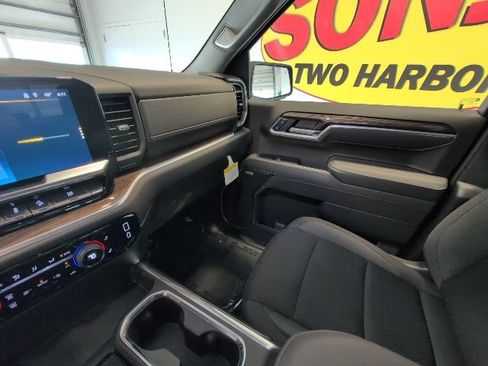 New 2026 Chevrolet Silverado 1500 RST w/ Safety Package AWD/4WD image 25