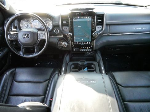 Used 2022 RAM 1500 Limited image 10