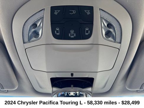 Used 2024 Chrysler Pacifica Touring-L image 15