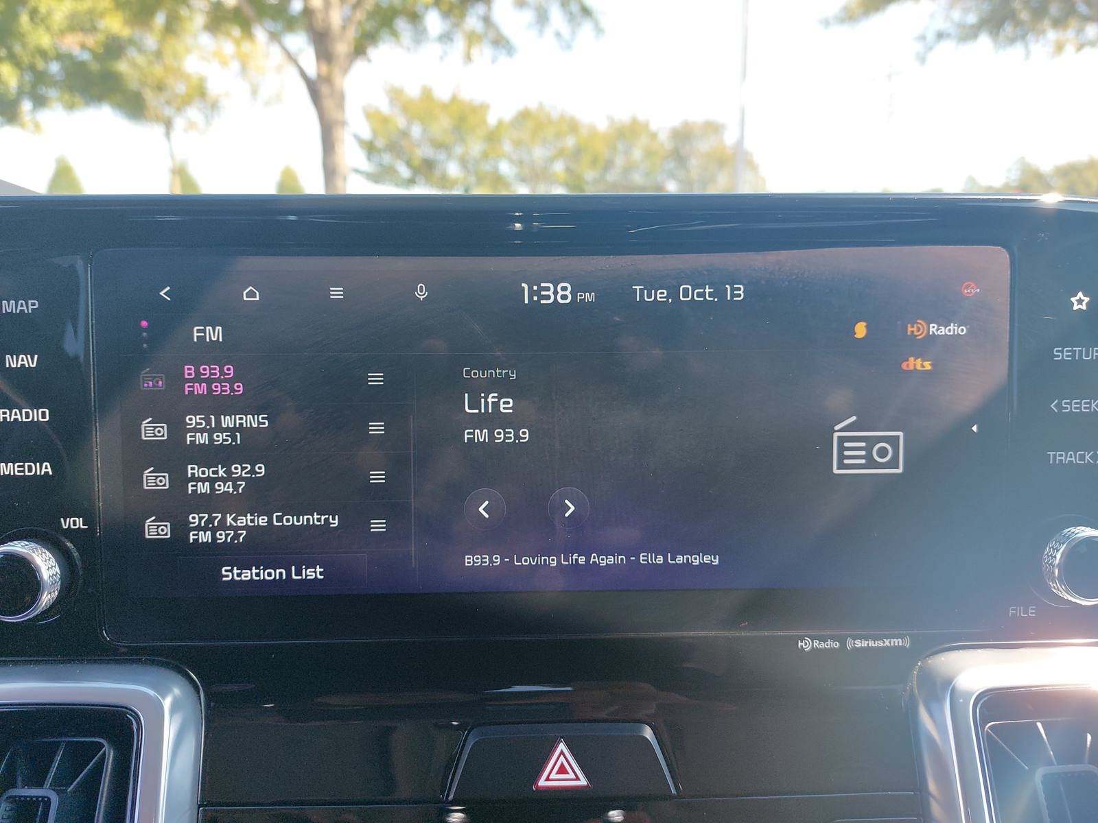 Used 2023 Kia Sorento SX FWD image 22