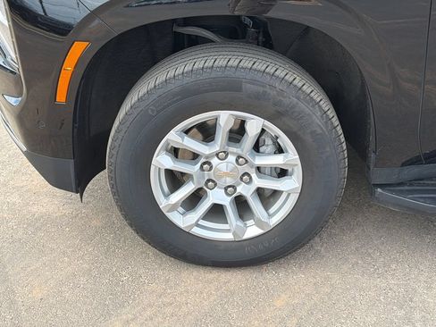 Used 2025 Chevrolet Tahoe LT AWD/4WD image 11