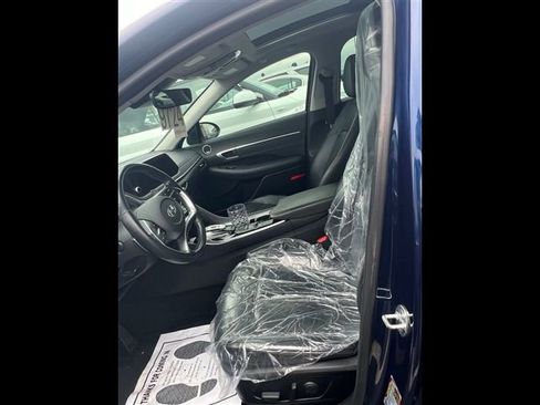Used 2021 Hyundai Sonata Limited w/ Cargo Package image 5