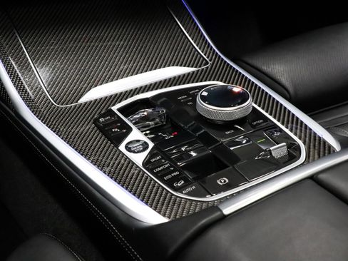 Used 2025 BMW X7 M60i image 52