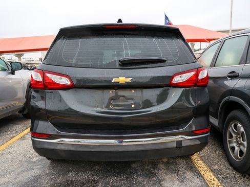 Used 2018 Chevrolet Equinox LS FWD image 6