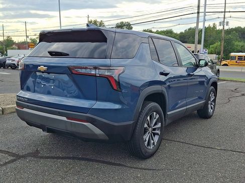Certified 2025 Chevrolet Equinox LT AWD/4WD image 9
