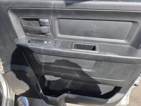 Used 2018 RAM 1500 Tradesman w/ Chrome Appearance Group AWD/4WD image 13