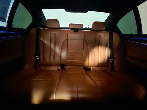 Used 2018 BMW 540i image 33