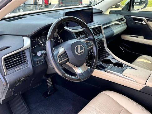 Used 2022 Lexus RX 350L Luxury image 17