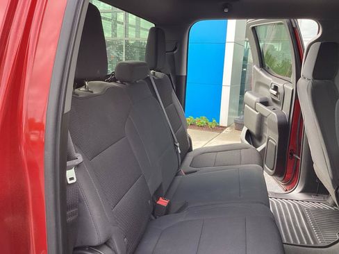 Used 2021 Chevrolet Silverado 1500 Custom Trail Boss w/ LPO, Dark Essentials Package AWD/4WD image 19