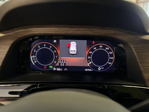 Certified 2024 Volkswagen Atlas SEL Premium R-Line AWD/4WD image 23