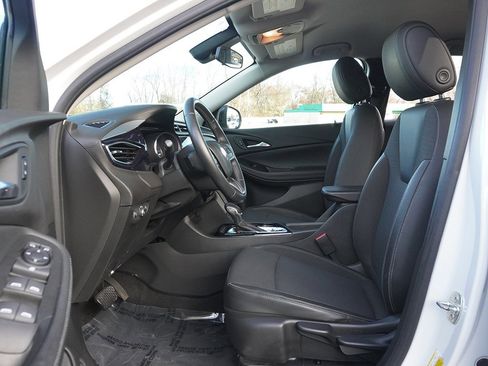 Used 2020 Buick Encore GX Preferred w/ Sport Touring Package image 27