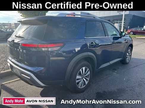 Certified 2025 Nissan Pathfinder SL FWD image 4
