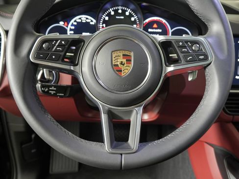 Certified 2023 Porsche Cayenne AWD/4WD image 26