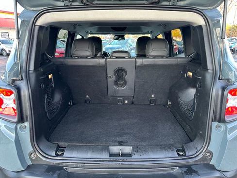 Used 2016 Jeep Renegade Trailhawk w/ Premium Trailhawk Package image 14