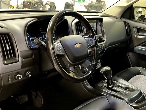 Used 2018 Chevrolet Colorado Z71 image 15