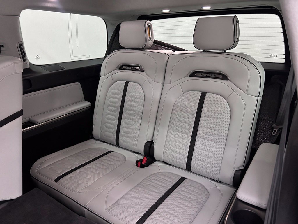 Used 2024 Rivian R1S Adventure Dual AWD/4WD image 16