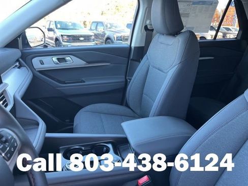 New 2026 Ford Explorer Active image 10