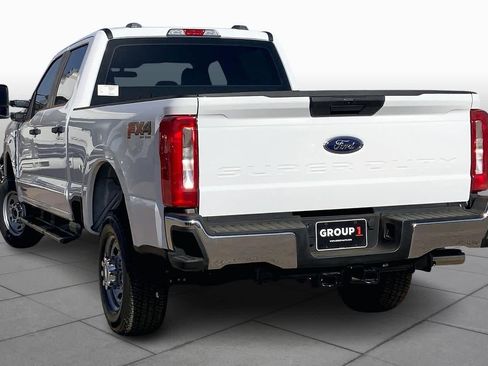 New 2026 Ford F350 XL w/ FX4 Off-Road Package AWD/4WD image 12