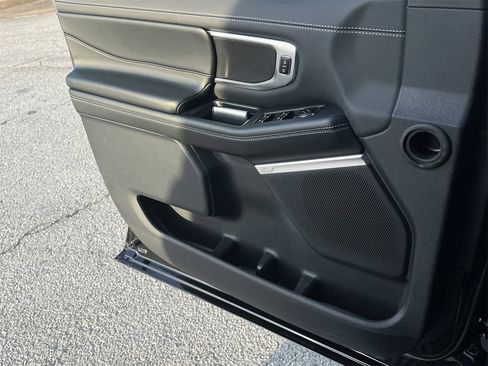 New 2025 Ford Expedition Platinum w/ Stealth Performance Package image 16