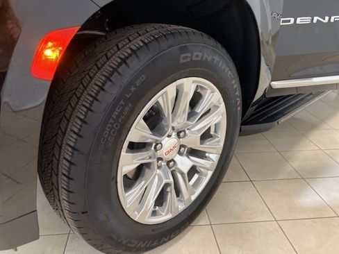 Used 2024 GMC Yukon Denali image 35