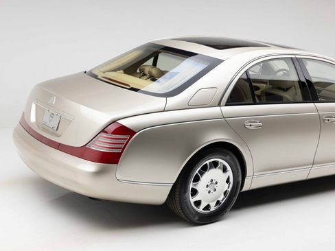 Used 2004 Maybach 57 RWD image 35