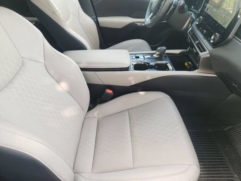 Used 2023 Lexus RX 350 Premium Plus w/ Cold Area Package FWD image 15