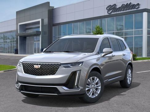 New 2025 Cadillac XT6 Luxury image 7