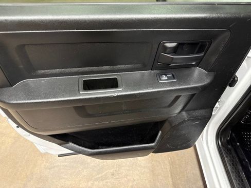 Used 2021 RAM 3500 Tradesman w/ Chrome Appearance Group image 30