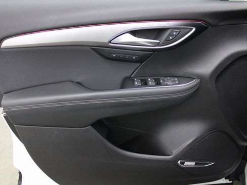 Used 2024 Buick Envision Sport Touring image 12