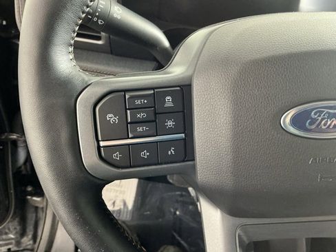 Used 2022 Ford F150 Lightning Lariat image 25