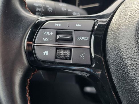 Used 2023 Honda Pilot Sport image 26