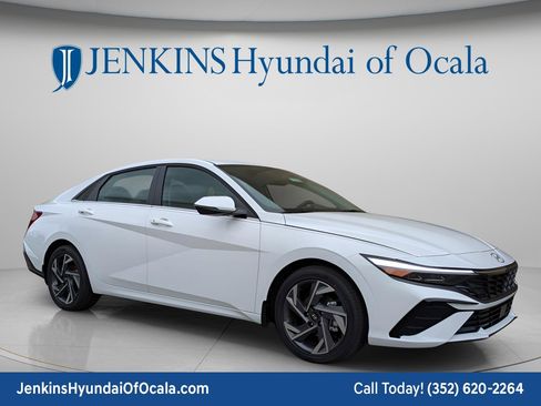 New 2026 Hyundai Elantra Limited FWD image 2