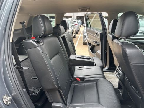 Used 2021 Volkswagen Atlas SE AWD/4WD image 13