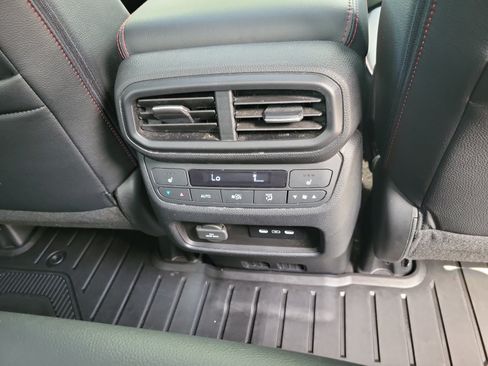 Certified 2024 Honda Ridgeline Black Edition image 15