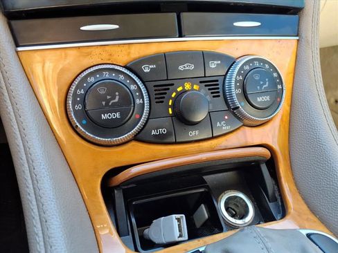 Used 2005 Mercedes-Benz SL 500 image 16