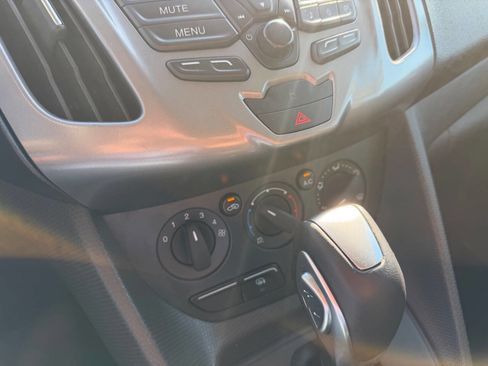 Used 2016 Ford Transit Connect XLT FWD image 13