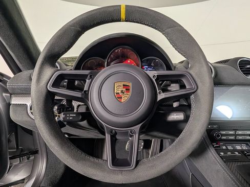 Used 2025 Porsche 718 Cayman GT4 RS RWD image 33