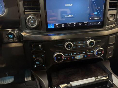 Used 2023 Ford F250 Lariat w/ Lariat Ultimate Package AWD/4WD image 20