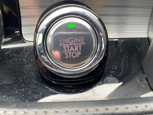 Used 2022 Lincoln Corsair AWD w/ Equipment Group 101A image 10