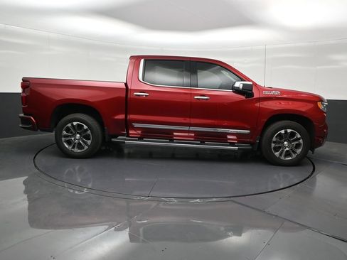 Used 2025 Chevrolet Silverado 1500 High Country RWD image 7