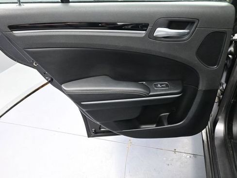 Used 2023 Chrysler 300 S RWD image 18