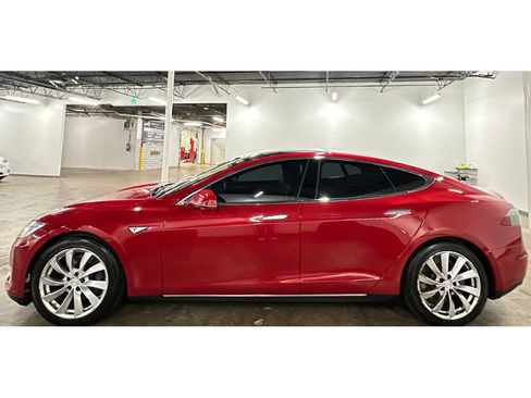 Used 2013 Tesla Model S RWD image 8
