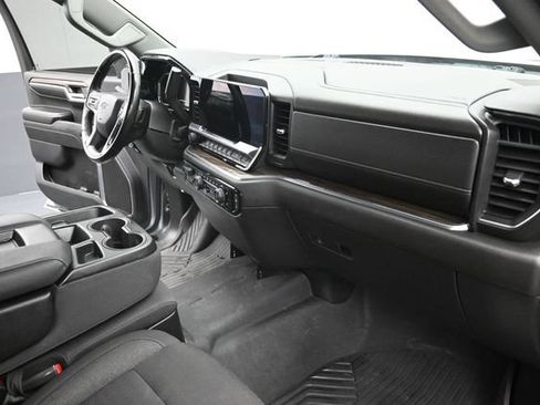 Used 2024 Chevrolet Silverado 1500 RST AWD/4WD image 23