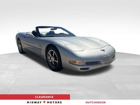Used 1998 Chevrolet Corvette Convertible w/ Memory Pkg RWD image 1