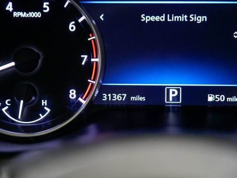 Used 2023 Nissan Sentra SR w/ SR Premium Package FWD image 23