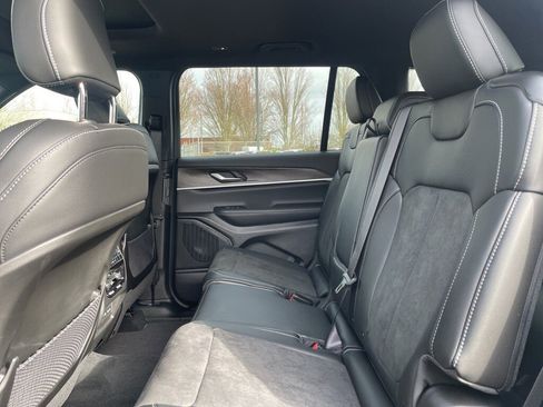 New 2026 Jeep Grand Cherokee L image 12